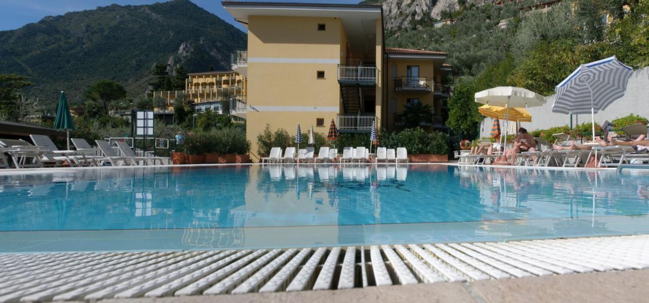 Hotel Florida Limone sul Garda Esterno foto
