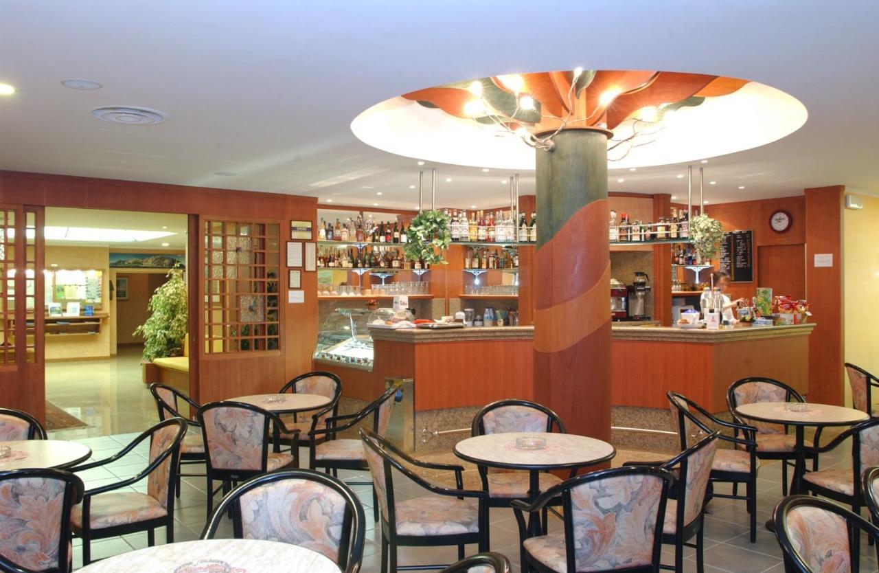 Hotel Florida Limone sul Garda Esterno foto