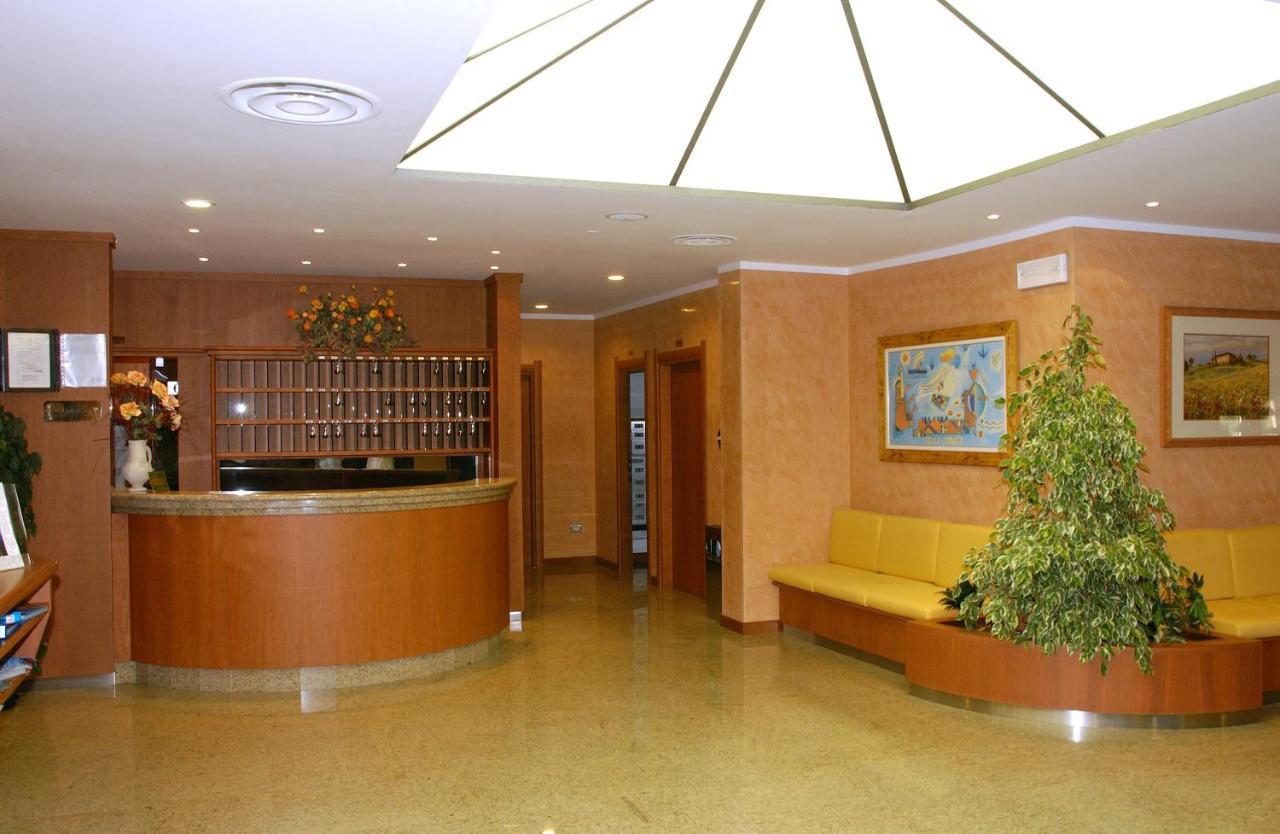 Hotel Florida Limone sul Garda Esterno foto