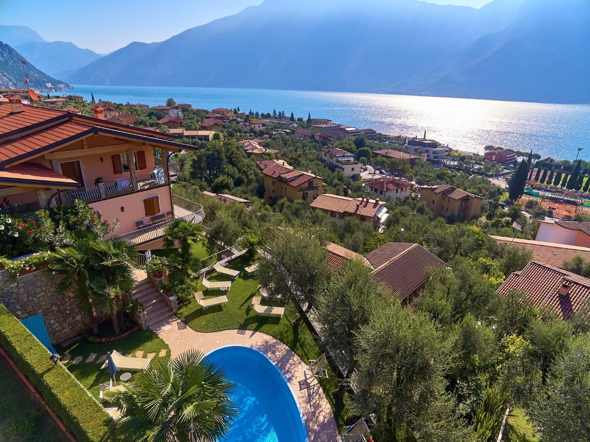 Hotel Florida Limone sul Garda Camera foto