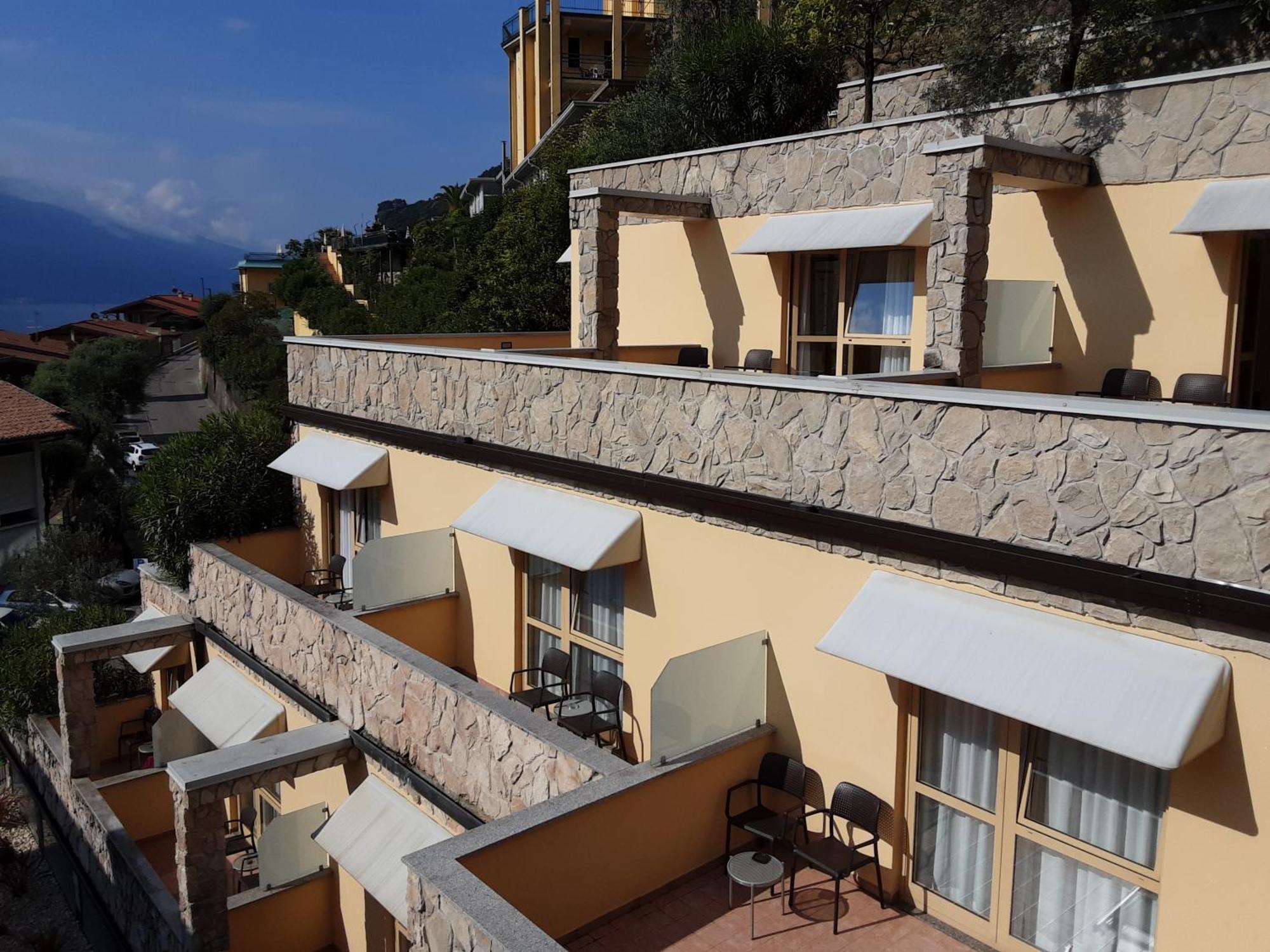 Hotel Florida Limone sul Garda Esterno foto